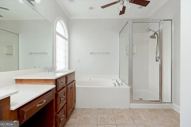 $650,000 | 32 Willow Lake Drive, Warner Robins, GA 31093