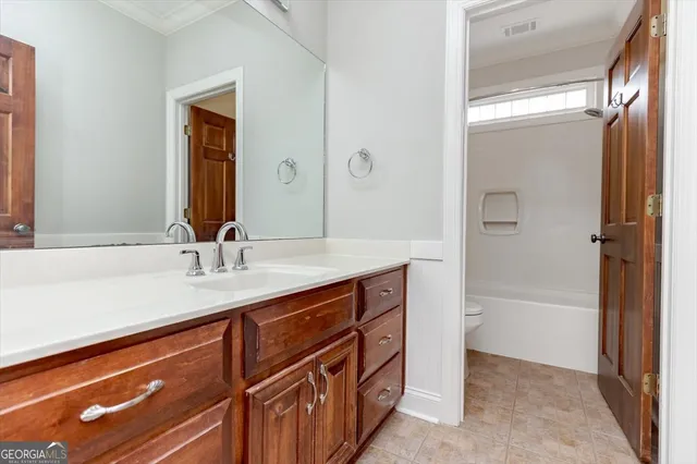 $650,000 | 32 Willow Lake Drive, Warner Robins, GA 31093