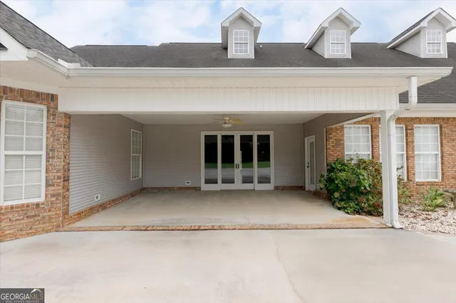 $650,000 | 32 Willow Lake Drive, Warner Robins, GA 31093