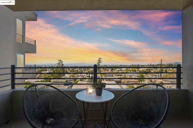 $659,000 | 5340 Broadway Terrace, Unit 403, Oakland, CA 94618