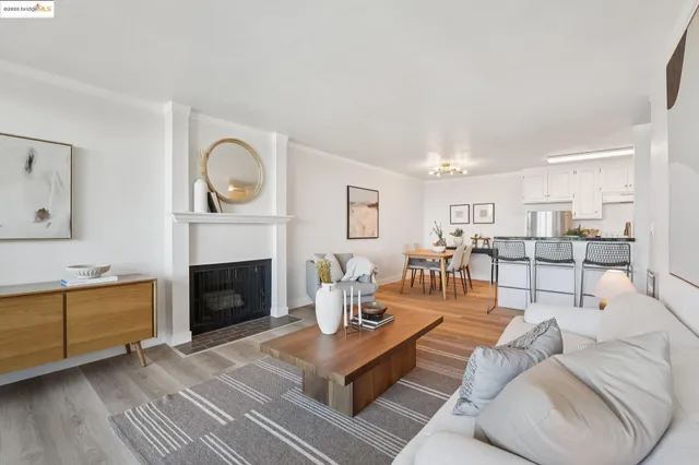 $659,000 | 5340 Broadway Terrace, Unit 403, Oakland, CA 94618