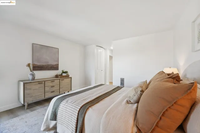 $659,000 | 5340 Broadway Terrace, Unit 403, Oakland, CA 94618