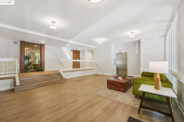 $659,000 | 5340 Broadway Terrace, Unit 403, Oakland, CA 94618