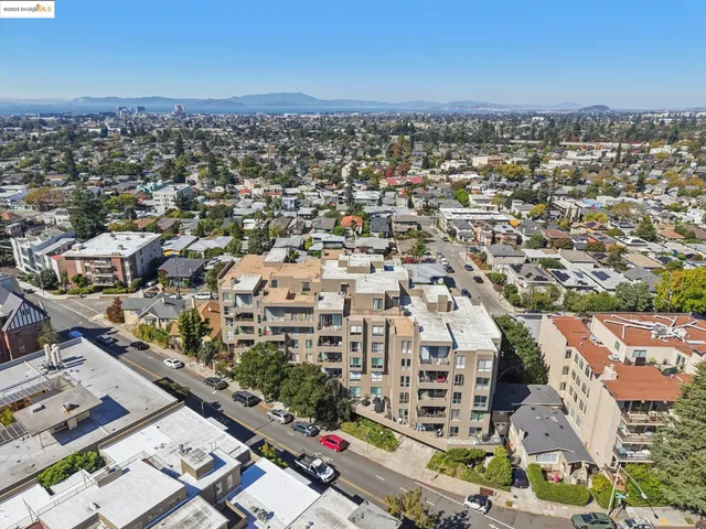 $659,000 | 5340 Broadway Terrace, Unit 403, Oakland, CA 94618