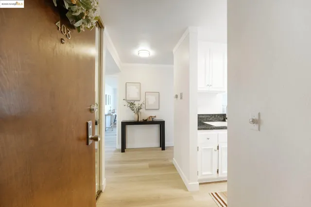 $659,000 | 5340 Broadway Terrace, Unit 403, Oakland, CA 94618