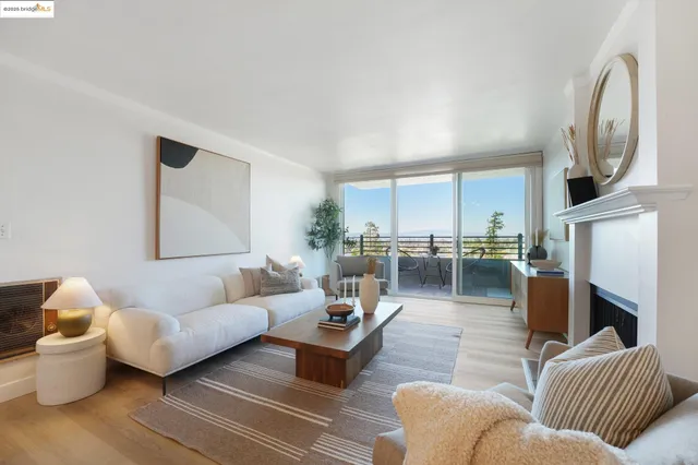 $659,000 | 5340 Broadway Terrace, Unit 403, Oakland, CA 94618