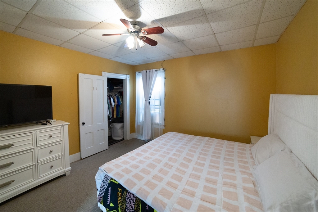 5 Suffield Street Worcester, MA 01610 - Photo 13 of 27