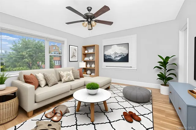 $975,000 | 1616 Library Avenue | Spencer Estates