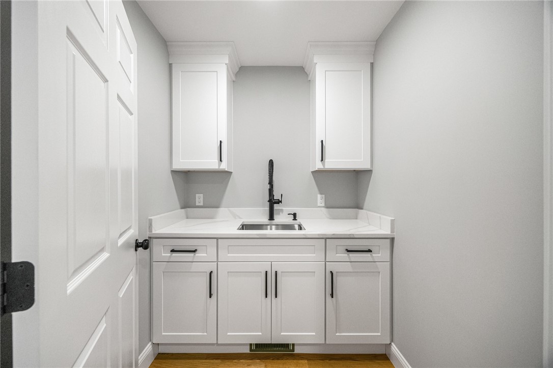 188 St Louis Avenue Woonsocket, RI 02895 - Photo 14 of 30