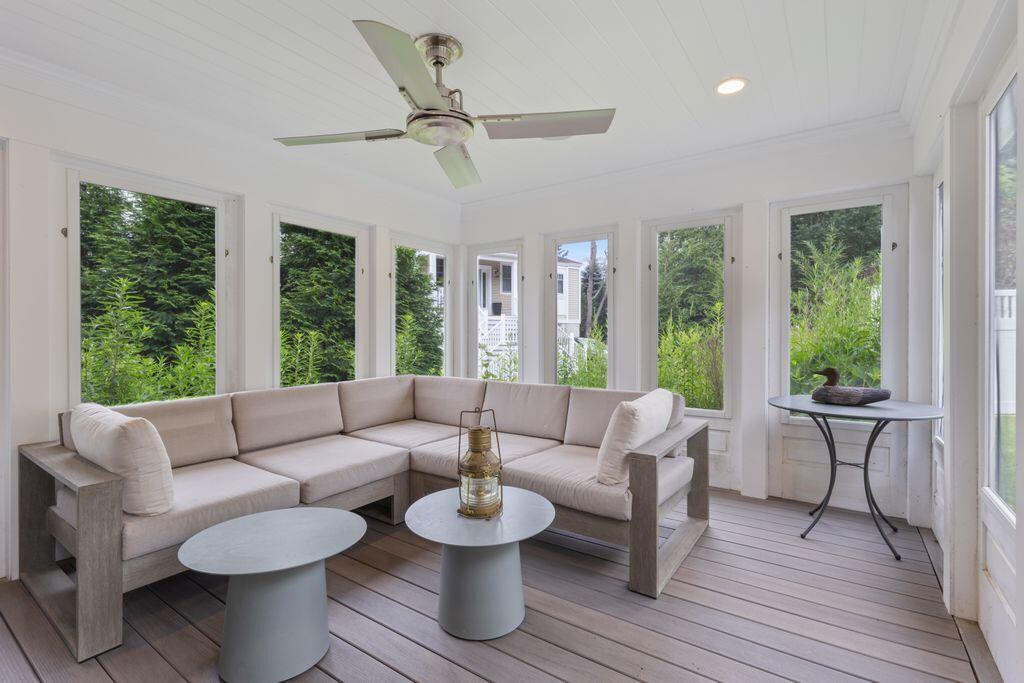17 Intervale Road York, ME 03902 - Photo 5 of 50 deliverables_LfOXLEP4zVIBpb51Z4kO_17_Int