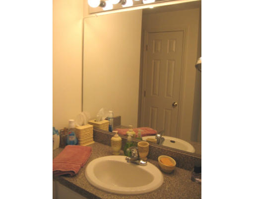 4 Pondview Drive, Unit B Sutton, MA 01590 - Photo 11 of 13 Gallery Image 11