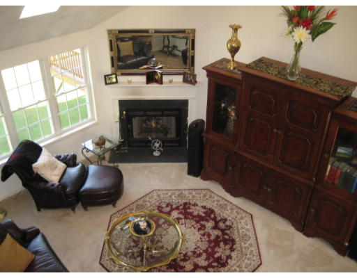 4 Pondview Drive, Unit B Sutton, MA 01590 - Photo 9 of 13 Gallery Image 9