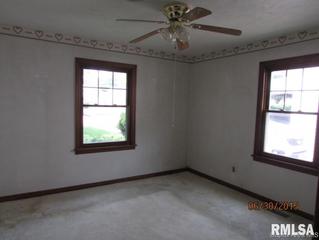 2348 South Spring Street Springfield, IL 62704 - Photo 12 of 17