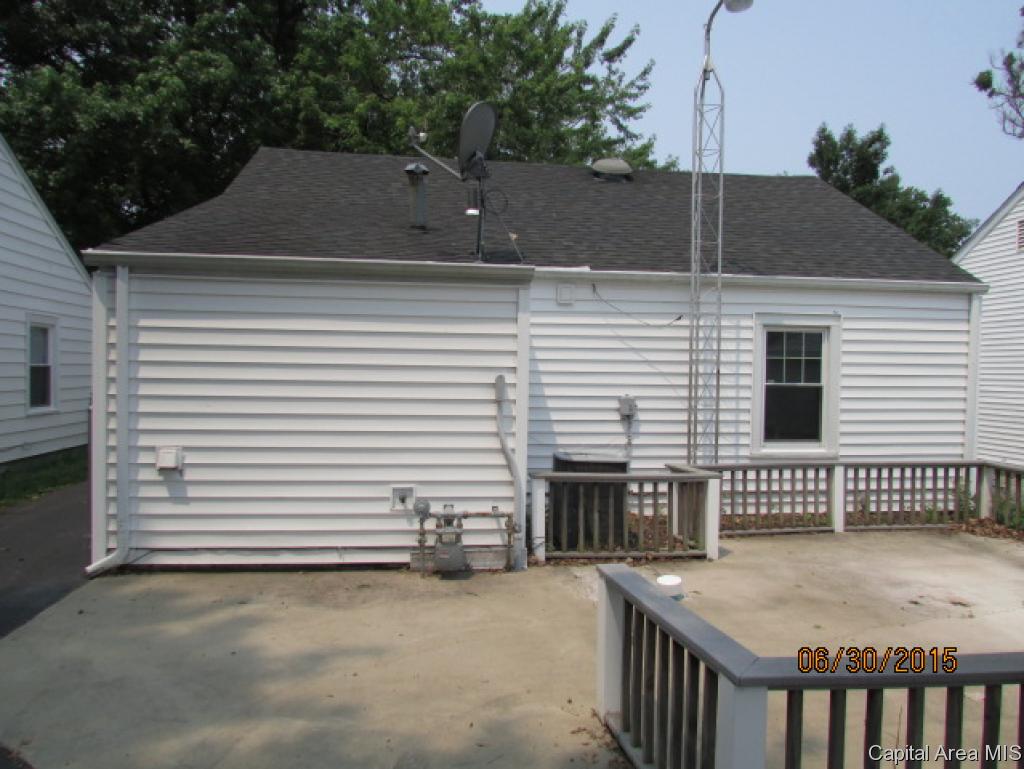 2348 South Spring Street Springfield, IL 62704 - Photo 7 of 17