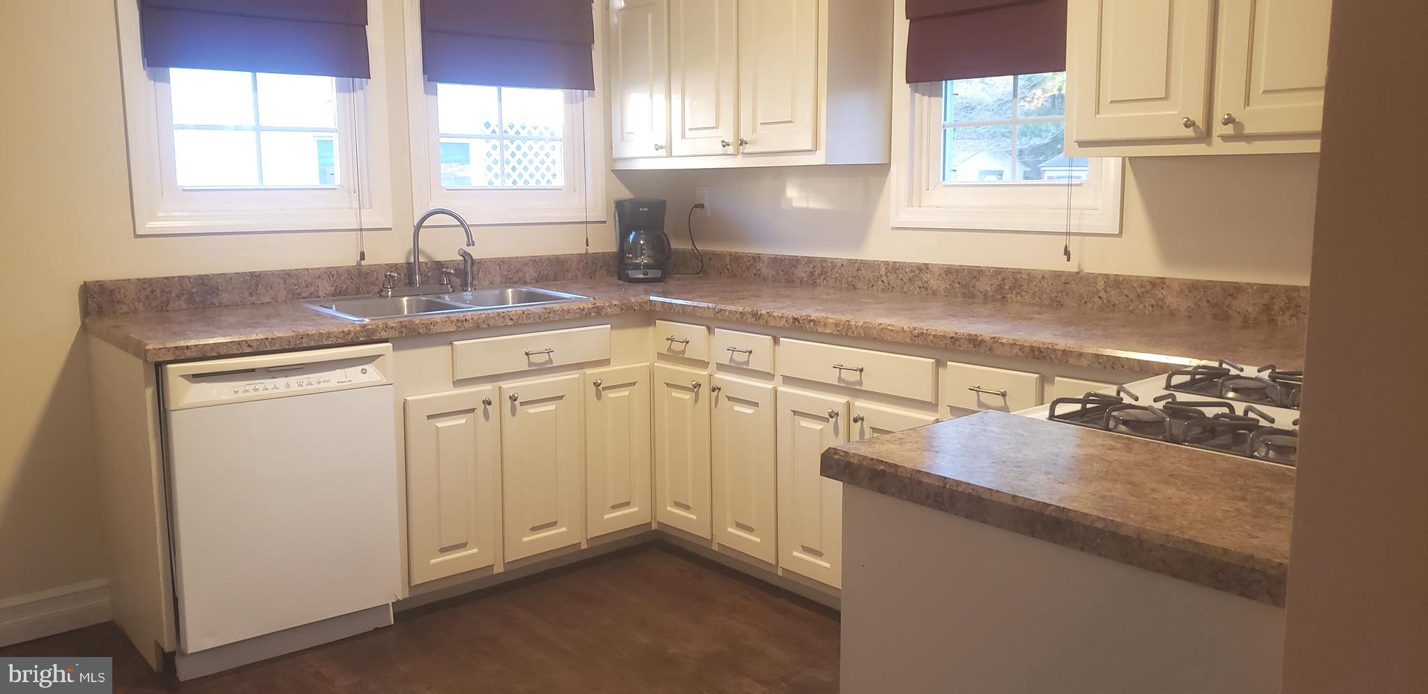 113 Riviera Drive Pasadena, MD 21122 - Photo 22 of 47 Gallery Image 22