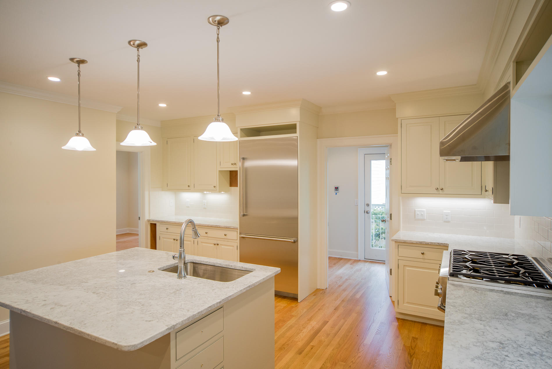 30 Jamestown Road Charleston, SC 29407 - Photo 10 of 42 kitchen