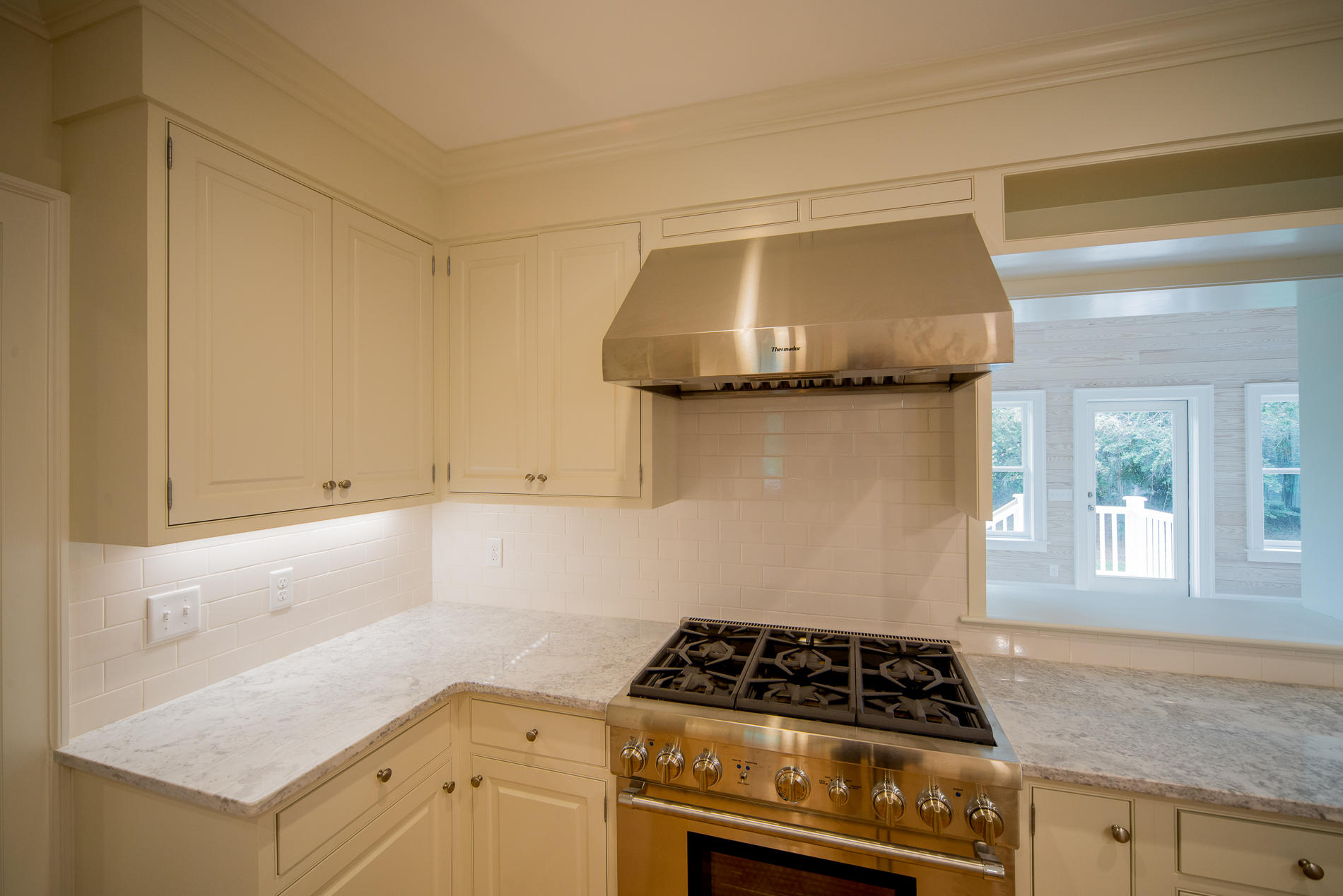 30 Jamestown Road Charleston, SC 29407 - Photo 9 of 42 gas range
