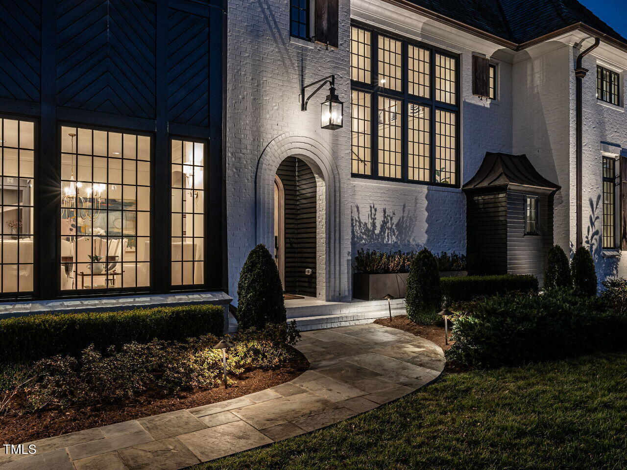 1324 Brooks Avenue Raleigh, NC 27607 - Photo 51 of 65 054-1280x960-front-night