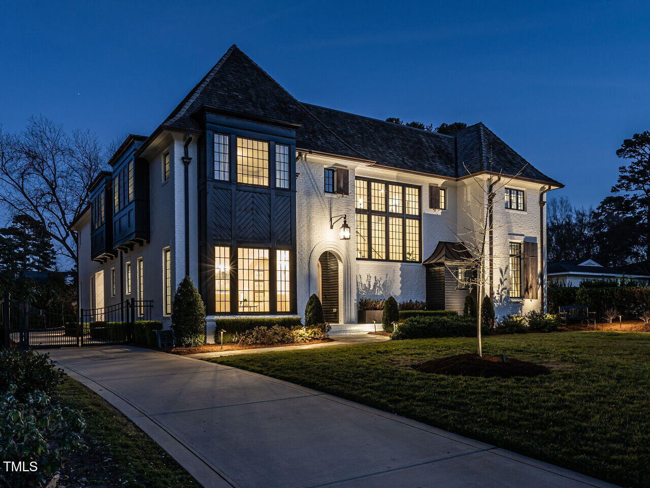 1324 Brooks Avenue Raleigh, NC 27607 - Photo 4 of 65 053-1280x960-front-night