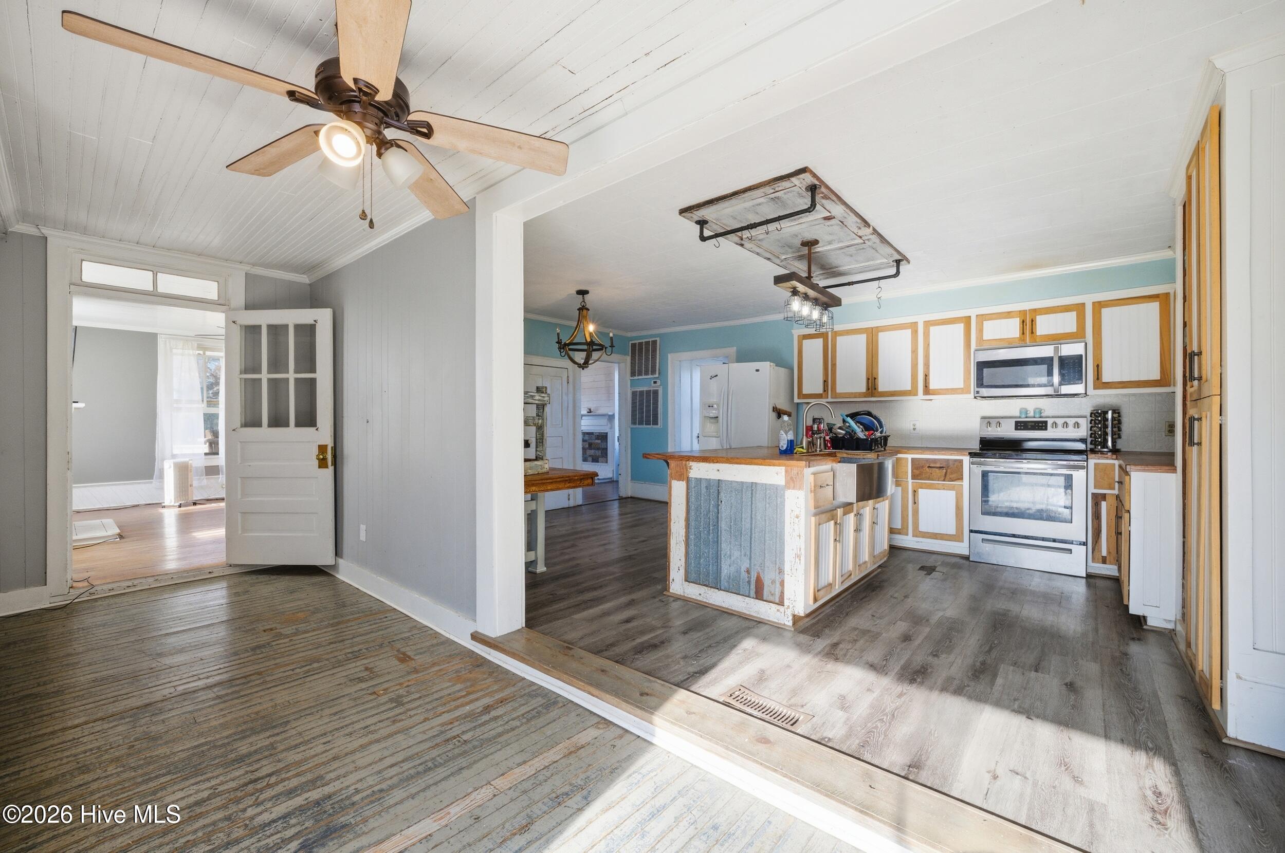 37 Zion Road Gatesville, NC 27938 - Photo 14 of 52 19_dsc02767