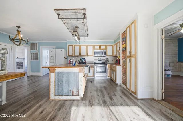 $259,000 | 37 Zion Road, Gatesville, NC 27938