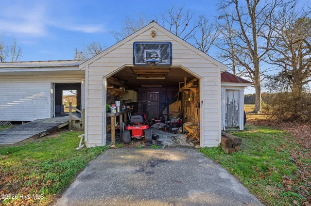 $259,000 | 37 Zion Road, Gatesville, NC 27938