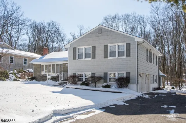 $4,600 | 633 Plainfield Avenue, Berkeley Heights, NJ 07922