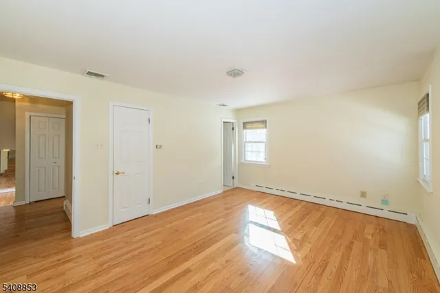 $4,600 | 633 Plainfield Avenue, Berkeley Heights, NJ 07922