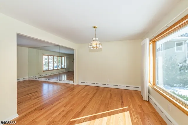 $4,600 | 633 Plainfield Avenue, Berkeley Heights, NJ 07922