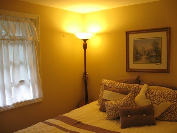 470 Porter Road East Longmeadow, MA 01028 - Photo 14 of 29 Gallery Image 14