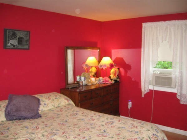 470 Porter Road East Longmeadow, MA 01028 - Photo 16 of 29 Gallery Image 16