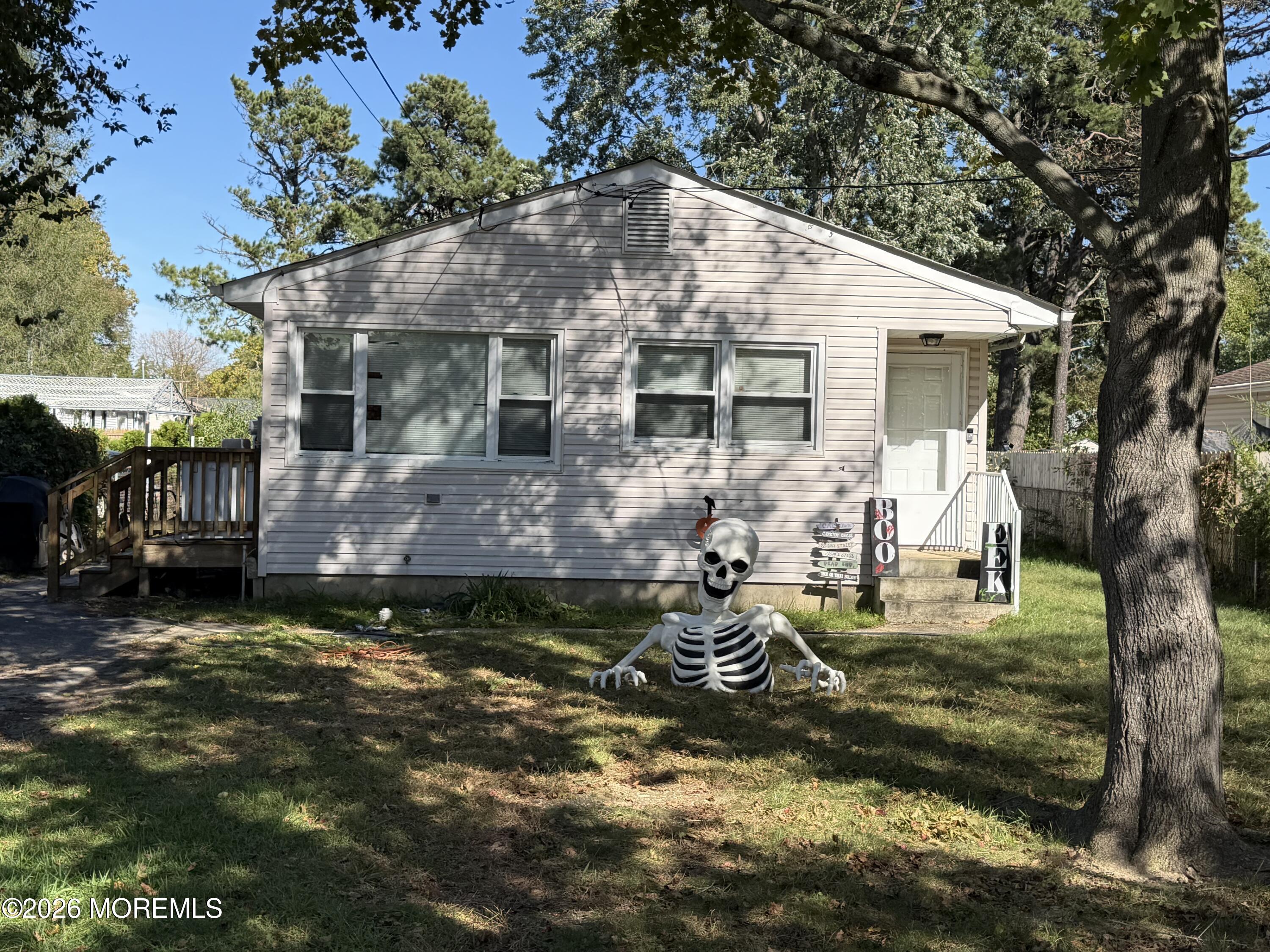 22 Smith Street Howell, NJ 07731 - Photo 1 of 3 IMG_7266