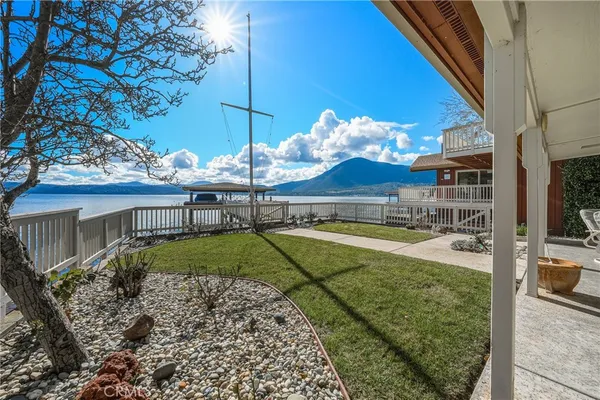$1,200,000 | 10165 Lakeshore Drive, Clearlake, CA 95422