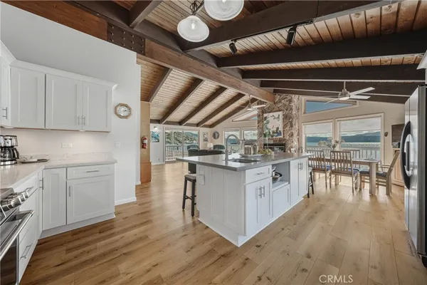 $1,200,000 | 10165 Lakeshore Drive, Clearlake, CA 95422