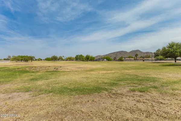 $312,000 | 2347 West Poinsettia Drive, Phoenix, AZ 85029