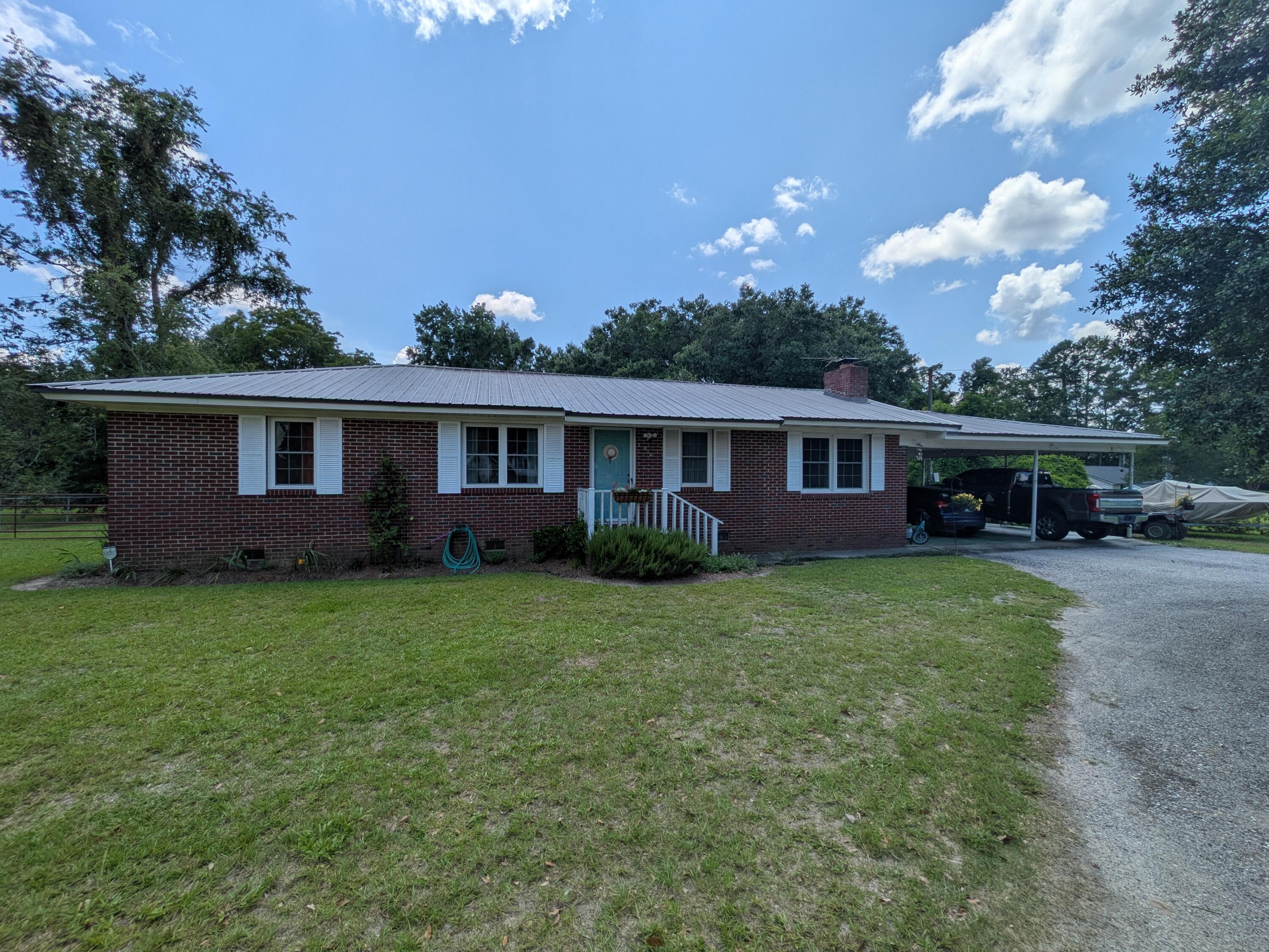 205 Indian Field Circle St. George, SC 29477 - Photo 1 of 16 1000000342