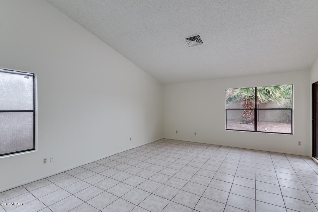 4054 East Knox Road Phoenix, AZ 85044 - Photo 14 of 36 16-Knox