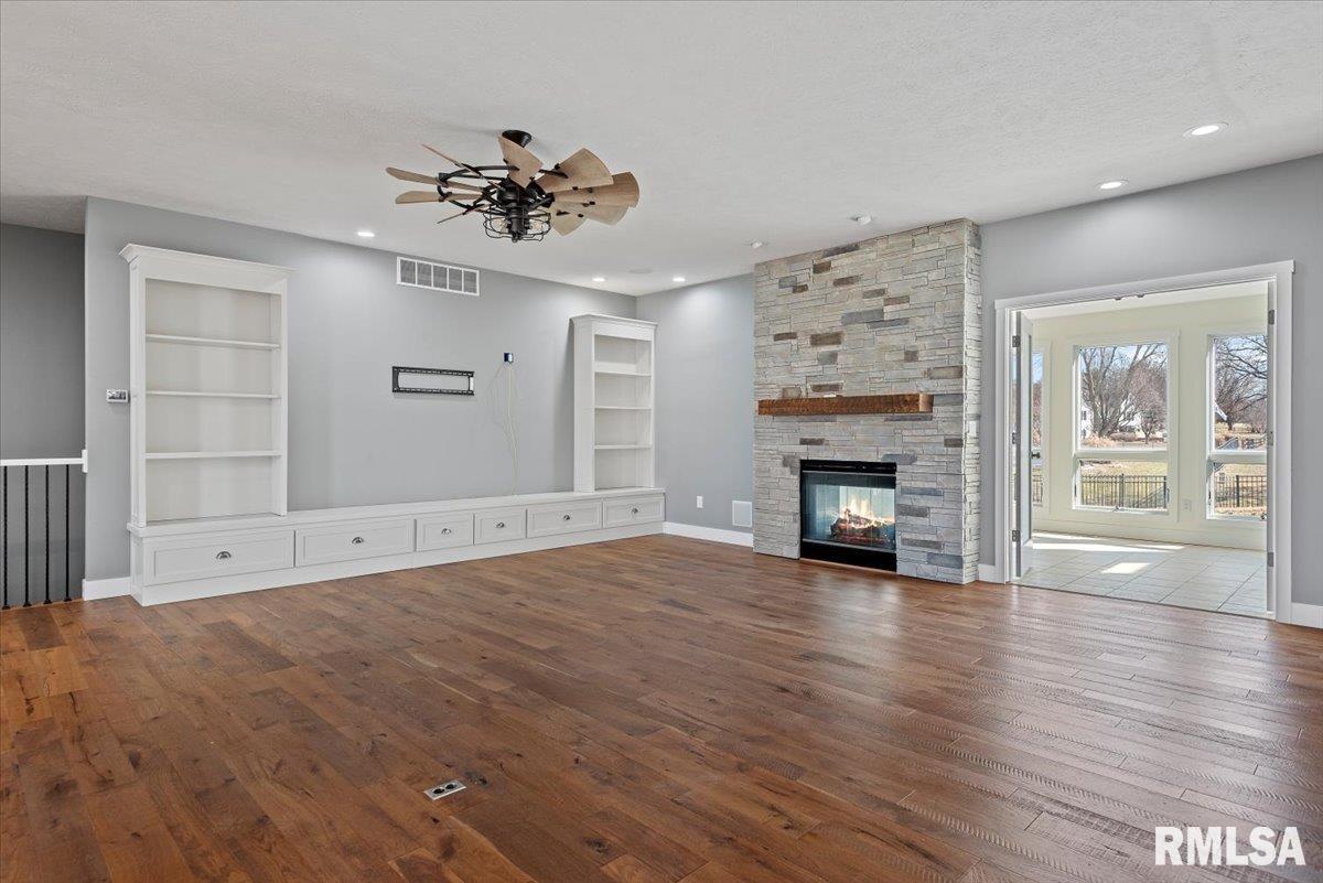 26 Cabin Smoke Trail Springfield, IL 62707 - Photo 13 of 83