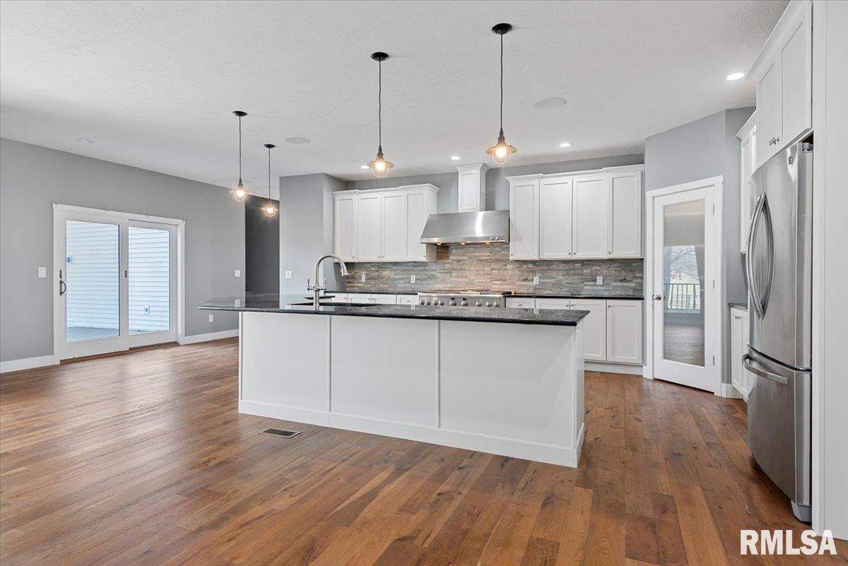 26 Cabin Smoke Trail Springfield, IL 62707 - Photo 14 of 83