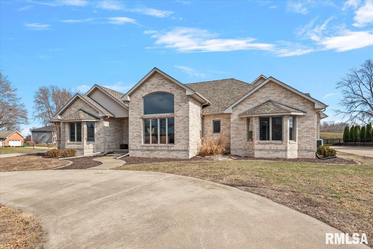 26 Cabin Smoke Trail Springfield, IL 62707 - Photo 4 of 83