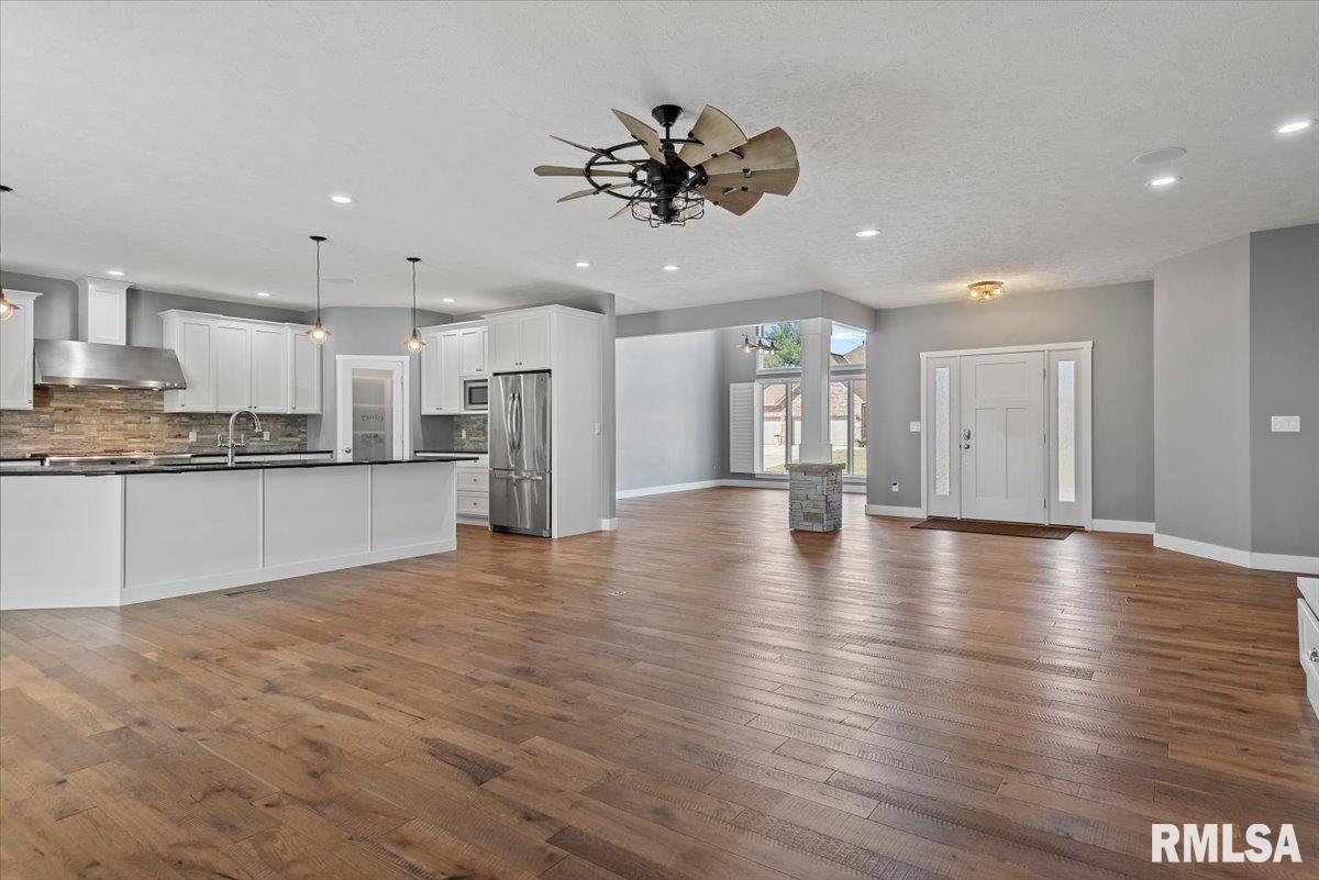 26 Cabin Smoke Trail Springfield, IL 62707 - Photo 7 of 83