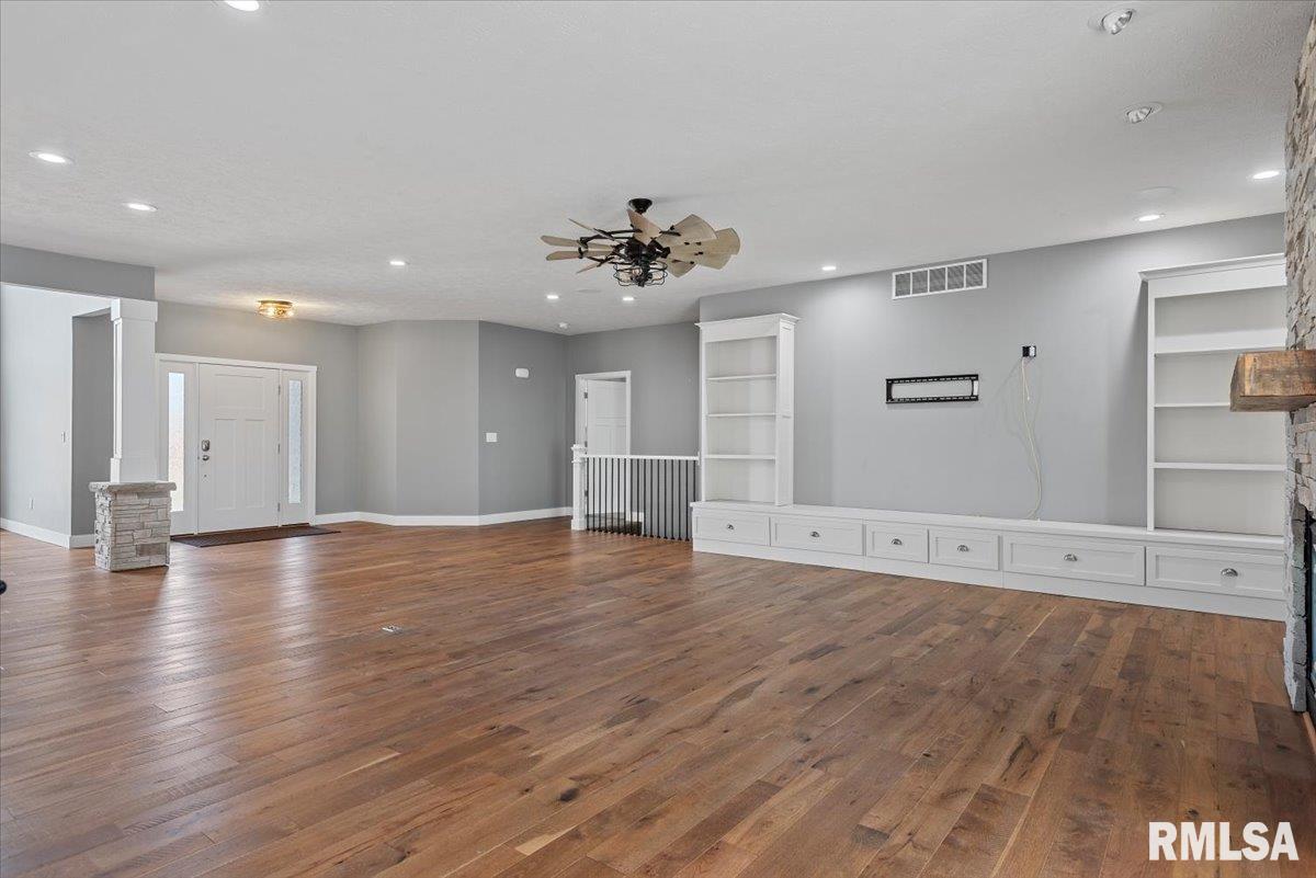 26 Cabin Smoke Trail Springfield, IL 62707 - Photo 8 of 83