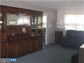 16 Thomas Road Voorhees, NJ 08043 - Photo 4 of 11 Gallery Image 4