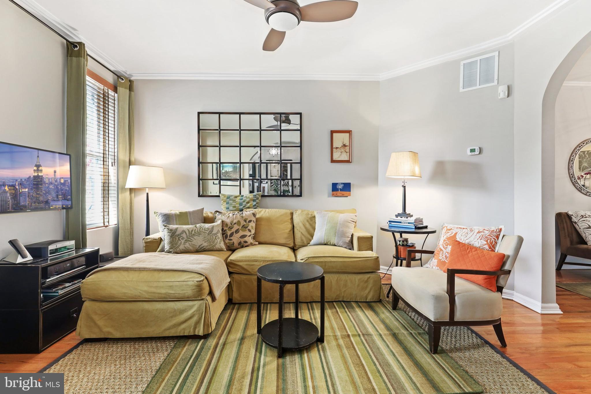 635 Columbia Road Northwest Washington, DC 20001 - Photo 4 of 36