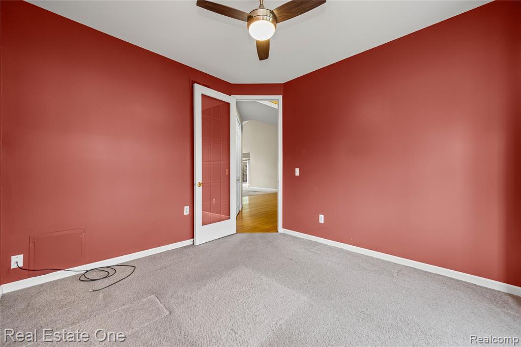 2025 Somerville Road Rochester Hills, MI 48307 - Photo 17 of 51