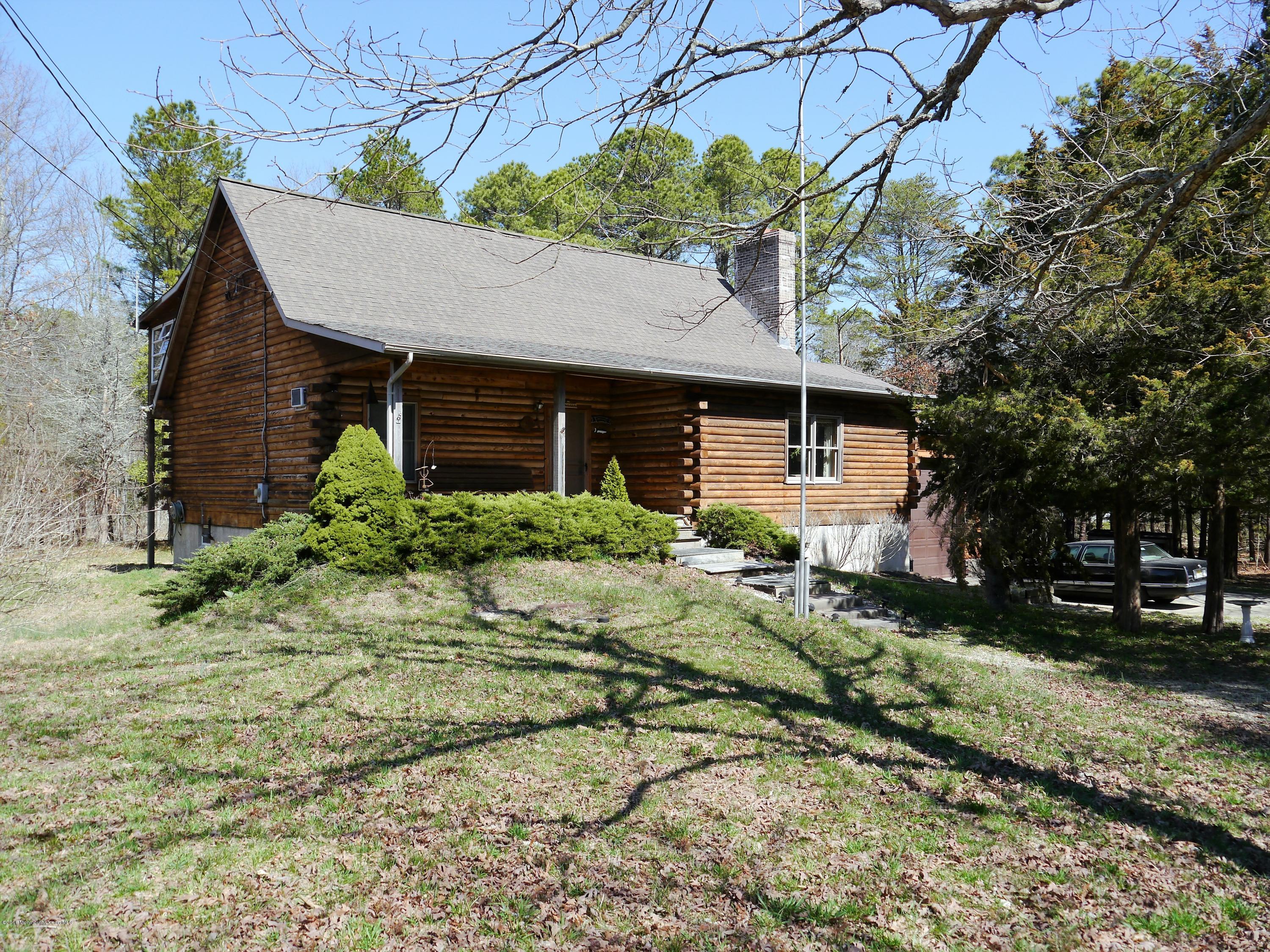 81 W Road Tuckerton, NJ 08087 - Photo 1 of 26 P1020455
