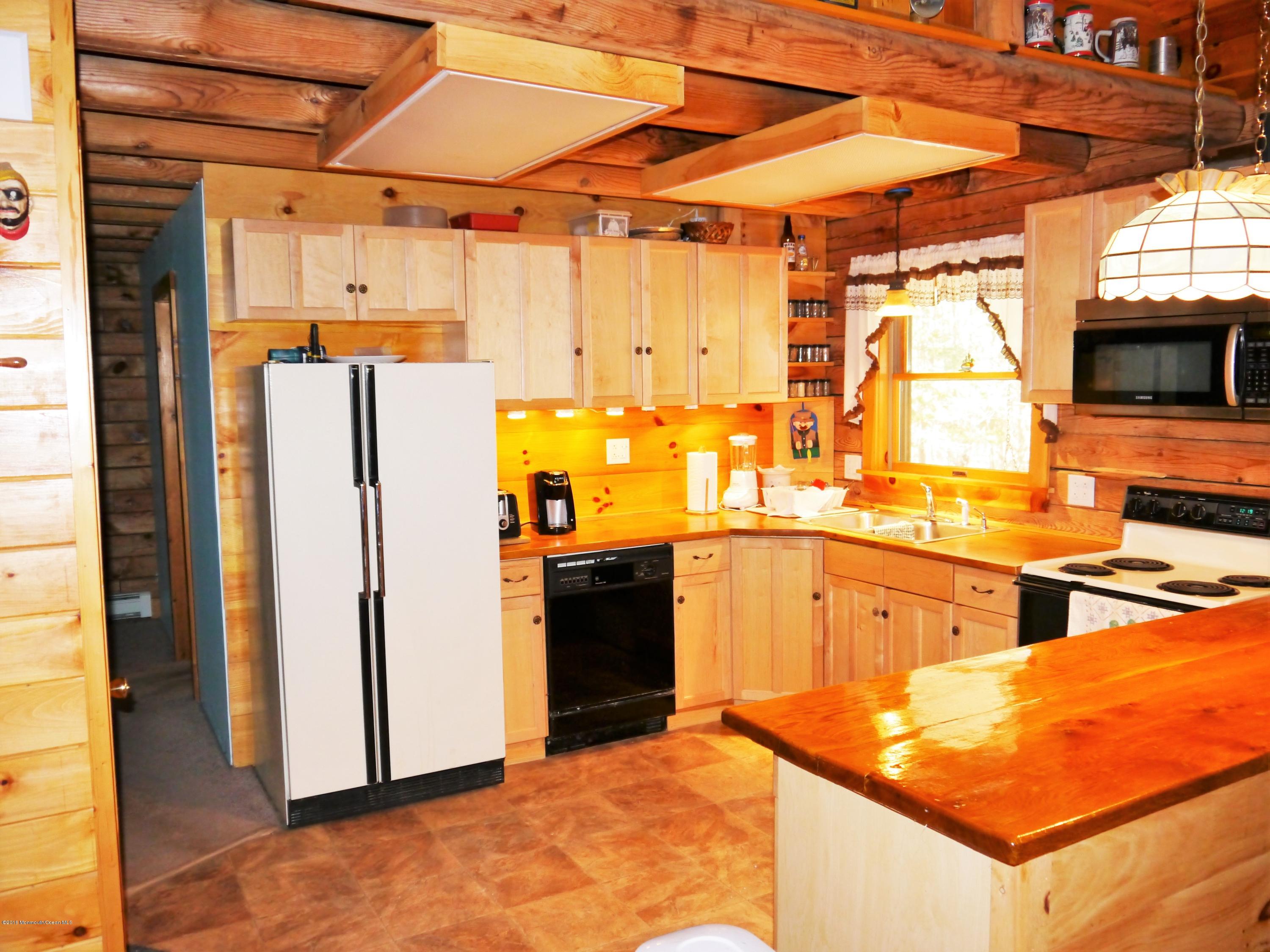 81 W Road Tuckerton, NJ 08087 - Photo 11 of 26 P1020465