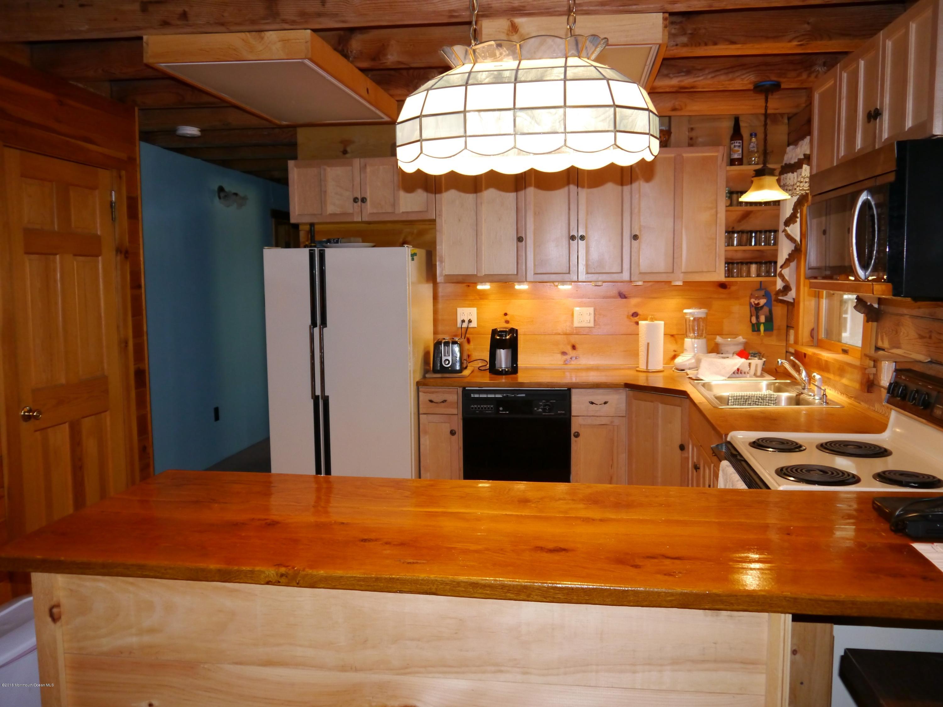 81 W Road Tuckerton, NJ 08087 - Photo 12 of 26 P1020466