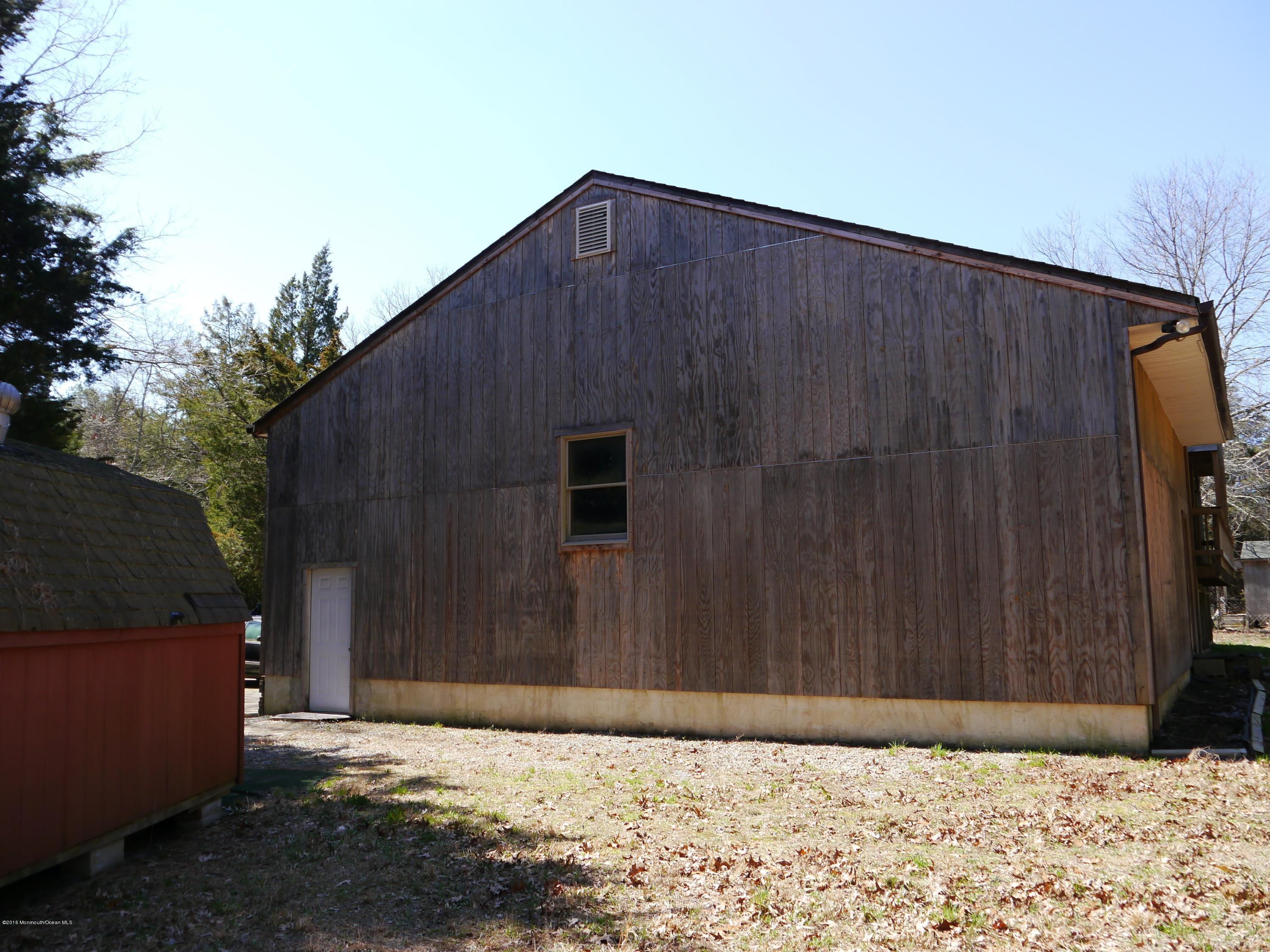 81 W Road Tuckerton, NJ 08087 - Photo 5 of 26 P1020459
