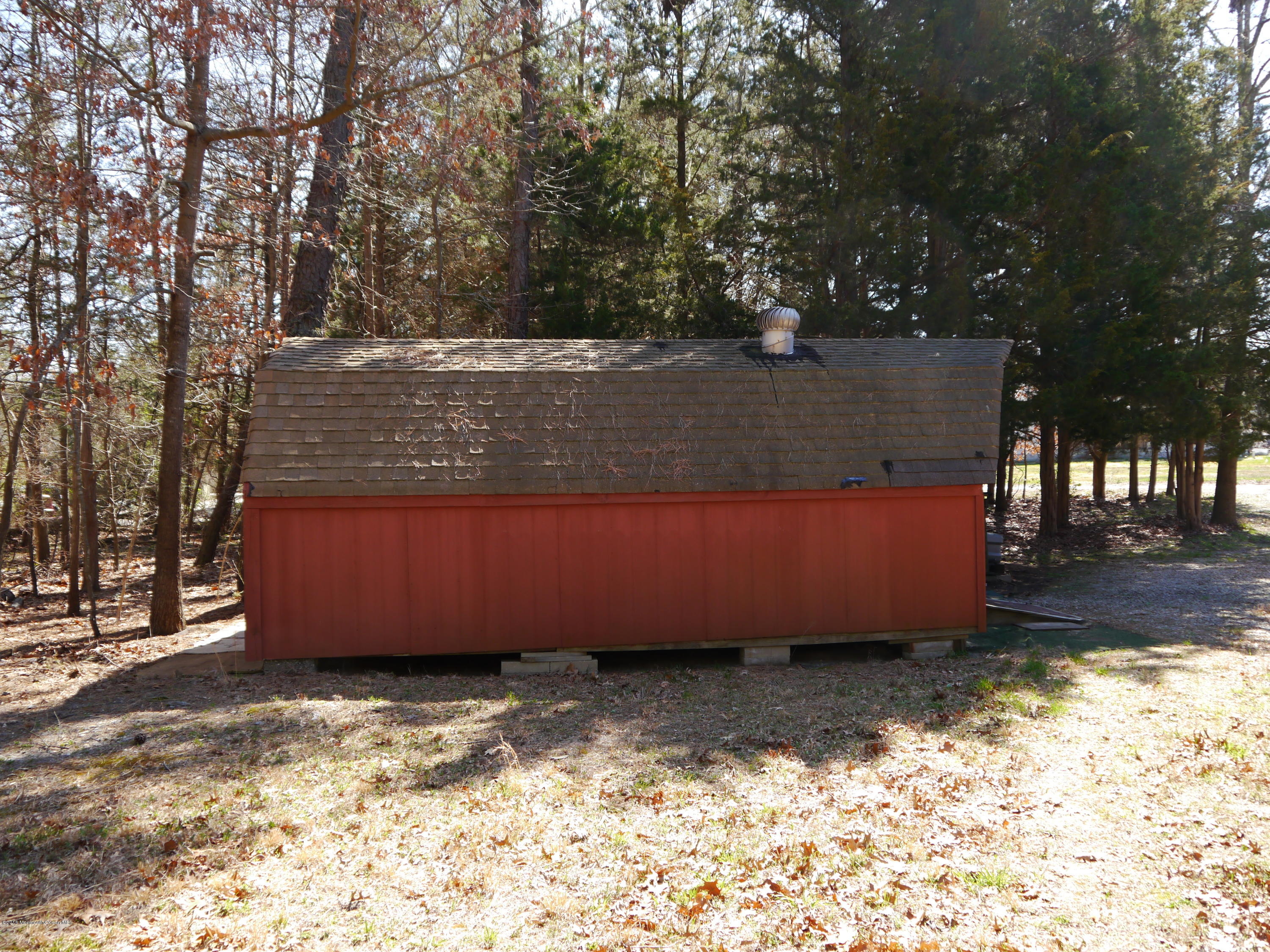 81 W Road Tuckerton, NJ 08087 - Photo 6 of 26 P1020460